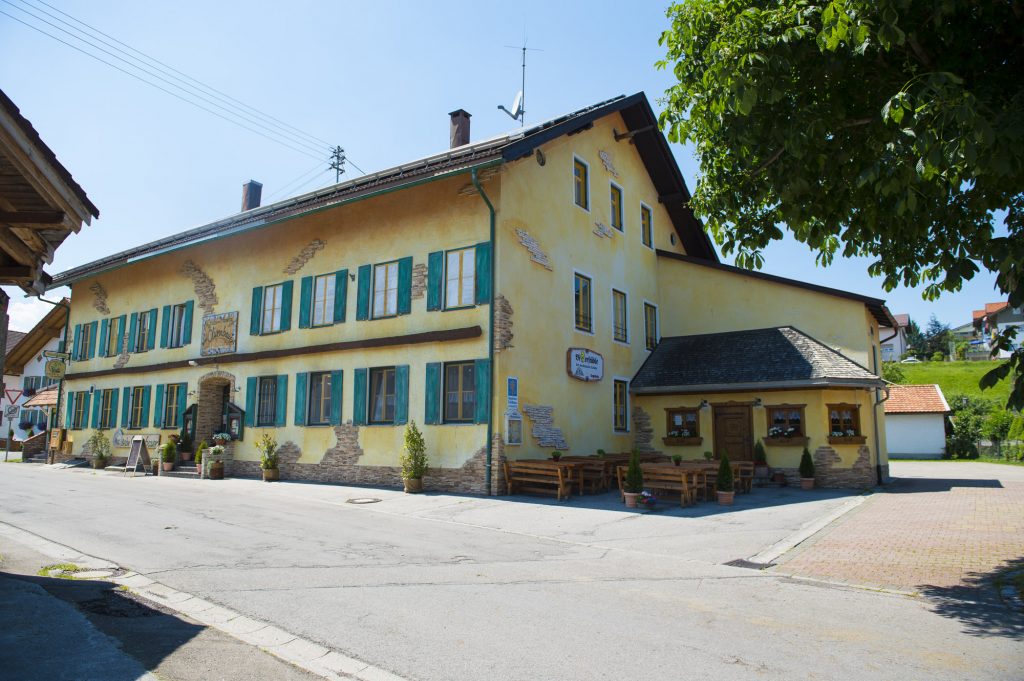 Olivenbauer Wertach außen